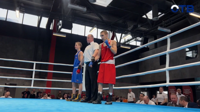 В Каменске-Уральском прошло первенство Свердловской области по боксу среди юниоров и юношей