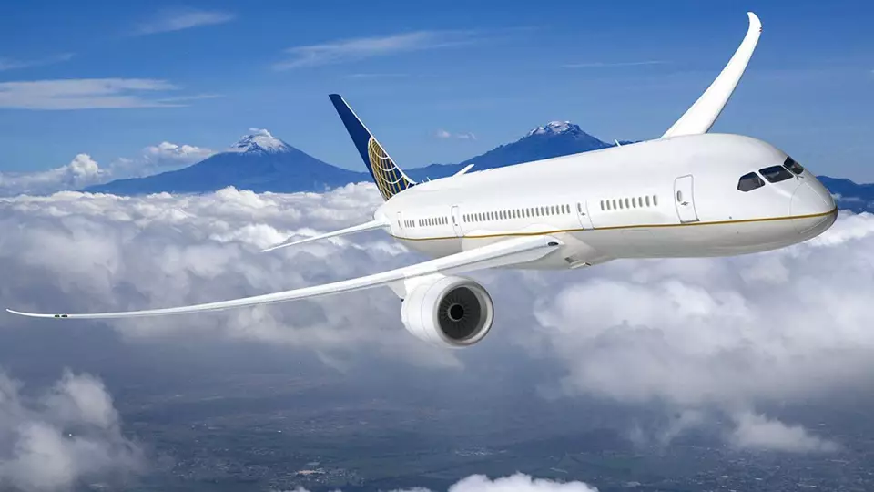 С сентября 2025 года в России начнут контролировать цены на авиабилеты