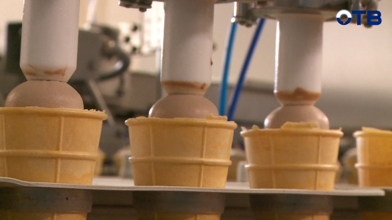 Как делают мороженое? Ирбитские школьники узнали это с «Верным отличником»