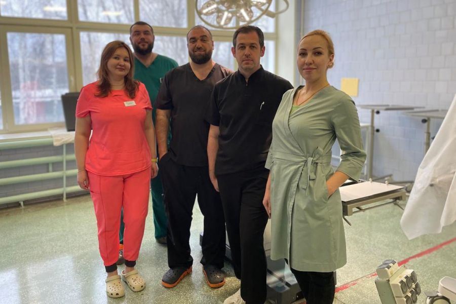 В Екатеринбурге врачи избавили женщину от опухоли весом 15 кг