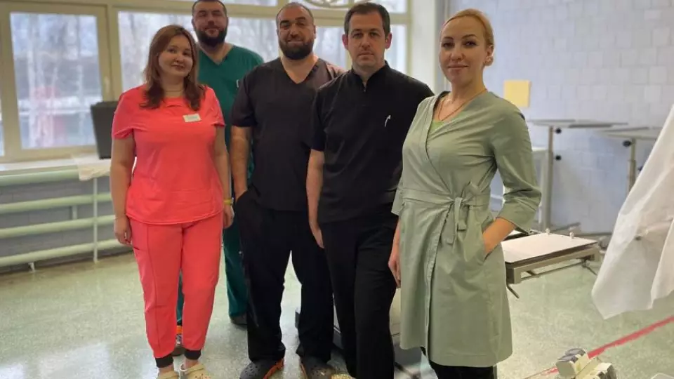 В Екатеринбурге врачи избавили женщину от опухоли весом 15 кг