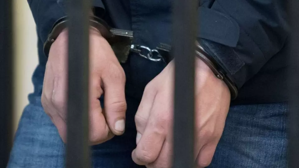 В Тюмени суд вынес приговор семье, ограбившей ломбарды на миллионы рублей