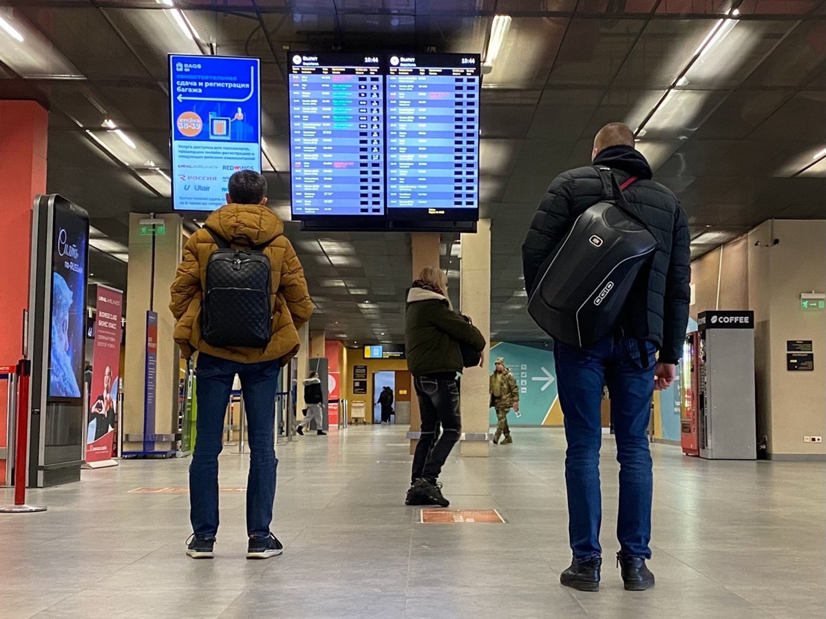 Аэропорт Кольцово обновит информационные табло