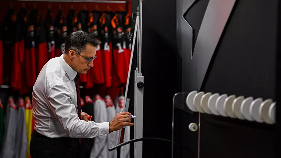 Ги Буше – новая философия побед в ХК «Авангард»