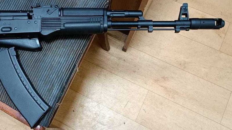 В Североуральске мужчина стрелял в продавца из страйкбольного автомата