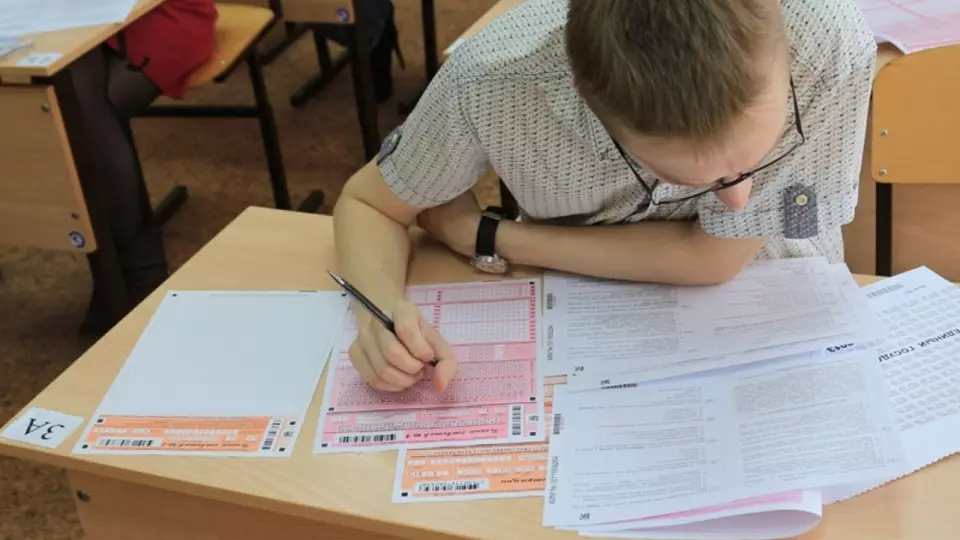 В Свердловской области начался досрочный этап ЕГЭ