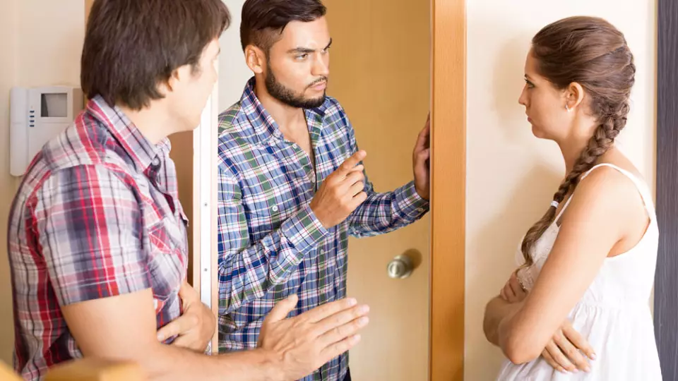 Россияне смогут жаловаться на соседей за клевету