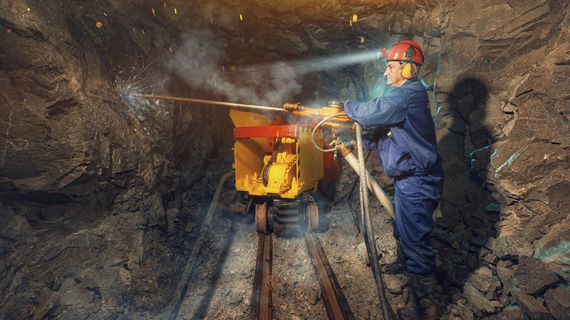 В субботу вечером в Берёзовском прогремят три подземных взрыва