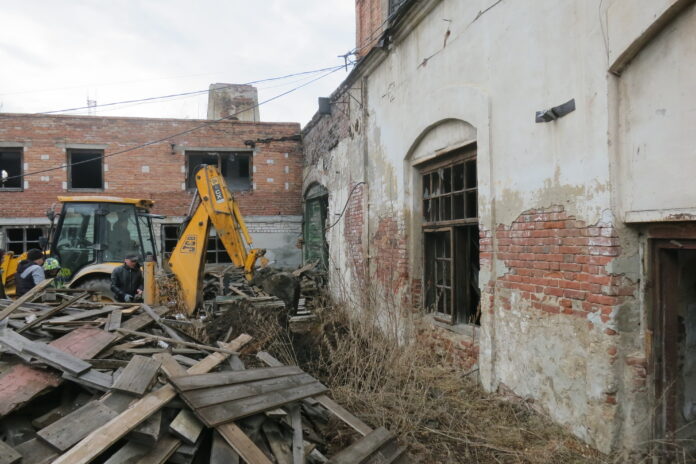 В Сысерти началась консервация цеха исторического завода