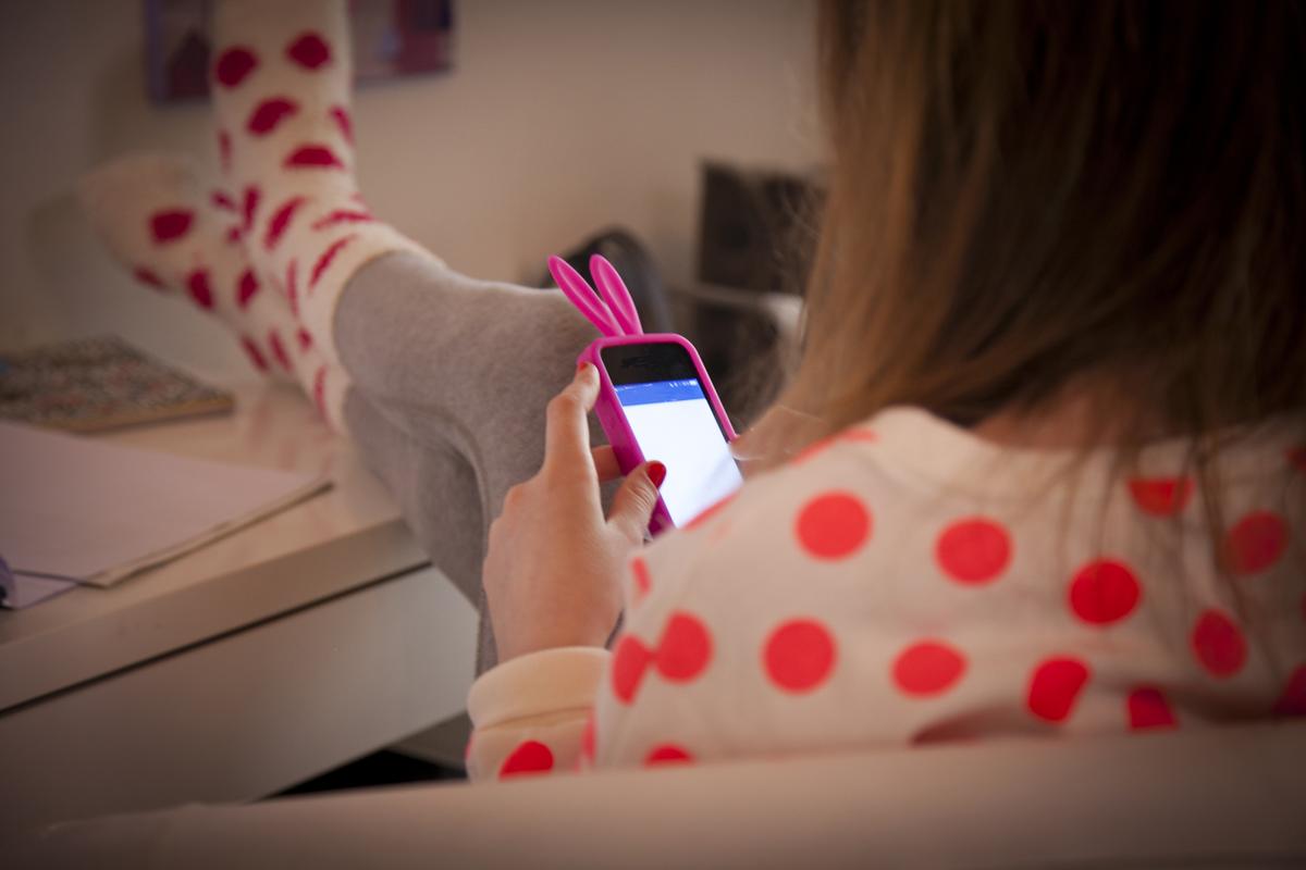 Мошенники обманывают детей, выдавая себя за учителей