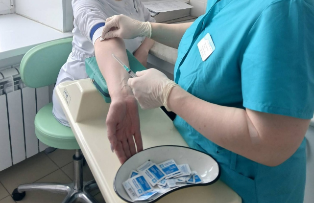 «Выездная поликлиника» в Нижней Туре: два дня заботы о здоровье жителей