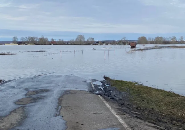 В Тюменской области решили увеличить зону ЧС из-за наводнения