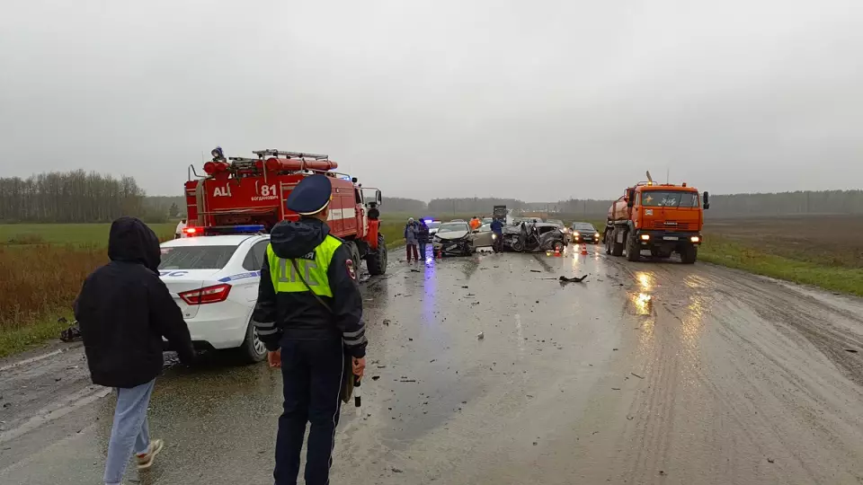 В ДТП на трассе погибли два человека
