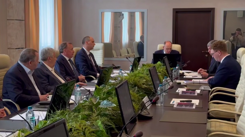 В заседании Наблюдательного совета УрФУ принял участие глава региона