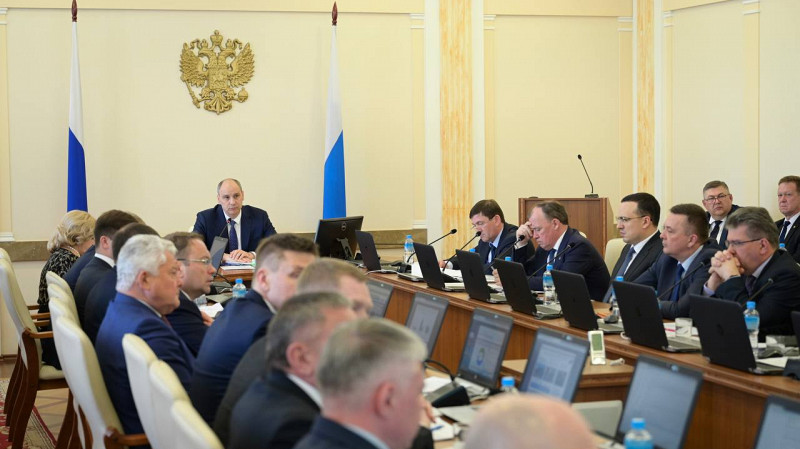 Денис Паслер провёл заседание регионального правительства