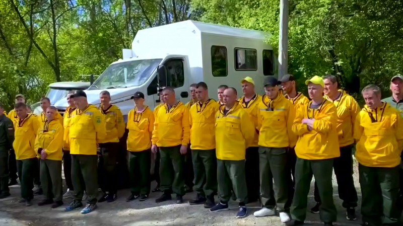 50 свердловских пожарных помогут тушить лесные пожары в Забайкалье