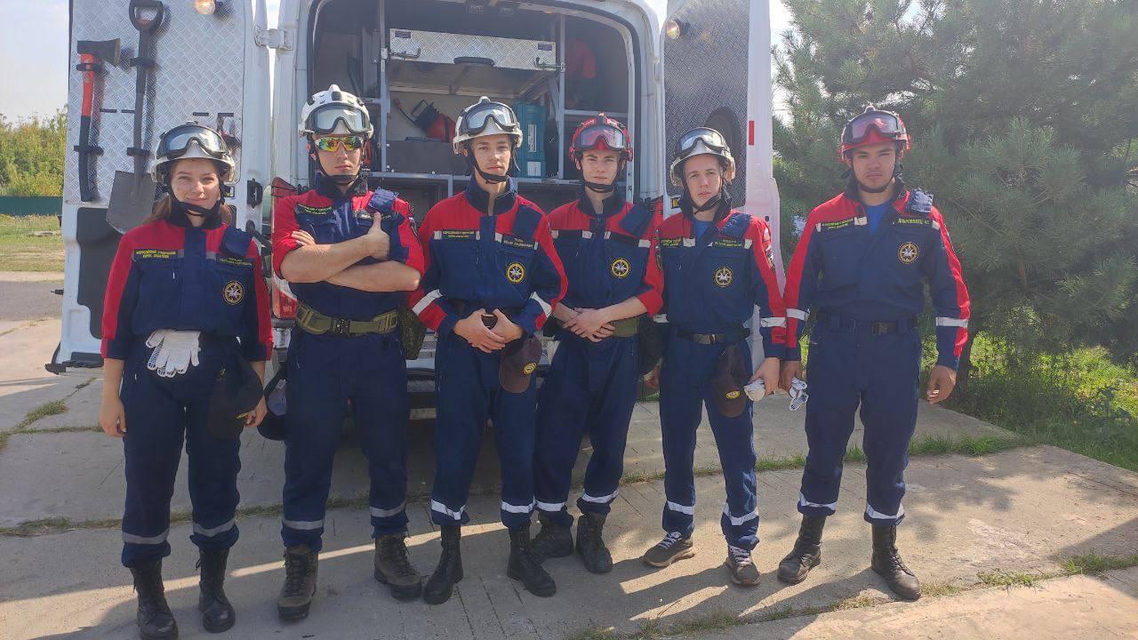 Президент отметил работу уральских студентов-спасателей в Курской области