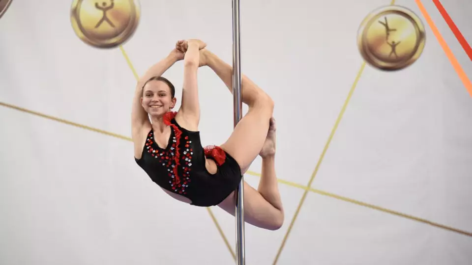 В Омске определили лучших пилонистов на региональном чемпионате