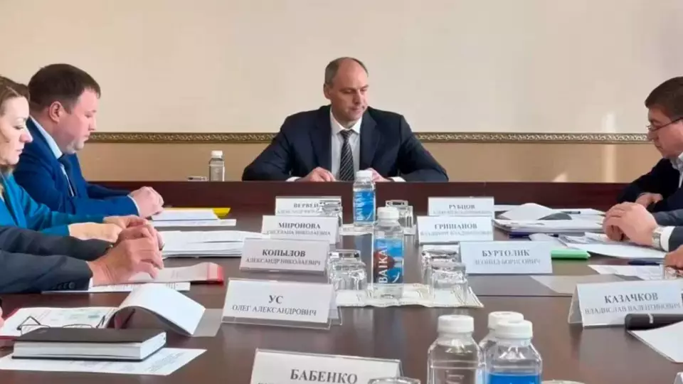 Глава Свердловской области обсудил ремонт ЖКХ в Североуральске