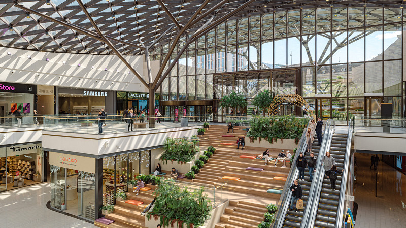 Женщина отсудила компенсацию 120 тысяч рублей за падение в ТЦ