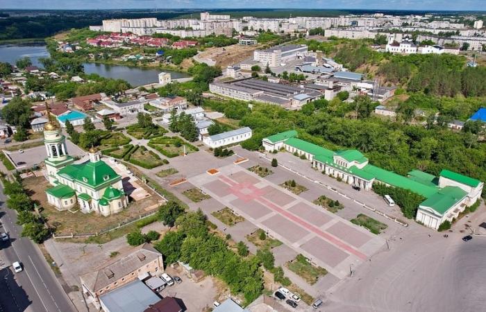 Находки археологов задержали благоустройство площади в Каменске-Уральском