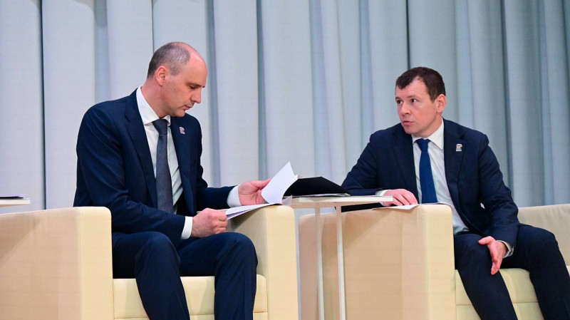 Денис Паслер избран секретарем свердловского отделения «Единой России»