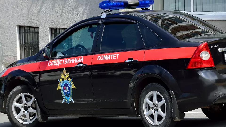 Прокуратура и СК проверяют падение девушки с вышки в Екатеринбурге