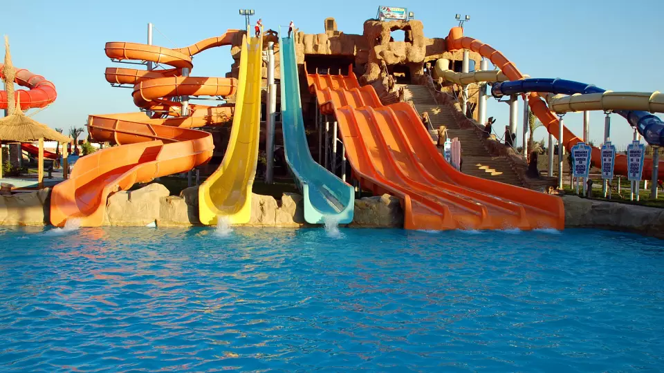 Свердловчанка выиграла суд у туроператора за отпуск без аквапарка