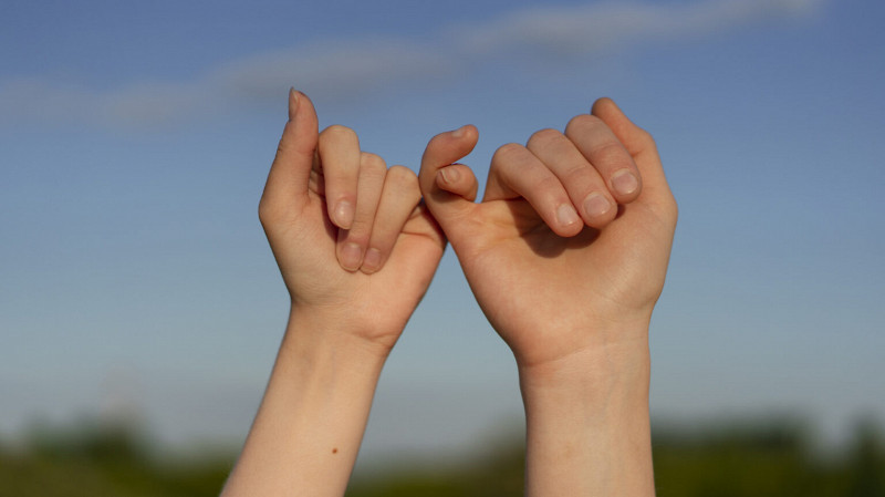 Психотерапевт объяснила, когда дружба исчерпывает себя