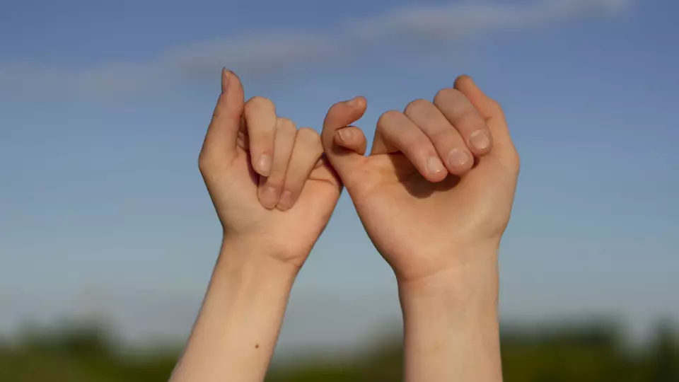 Психотерапевт объяснила, когда дружба исчерпывает себя