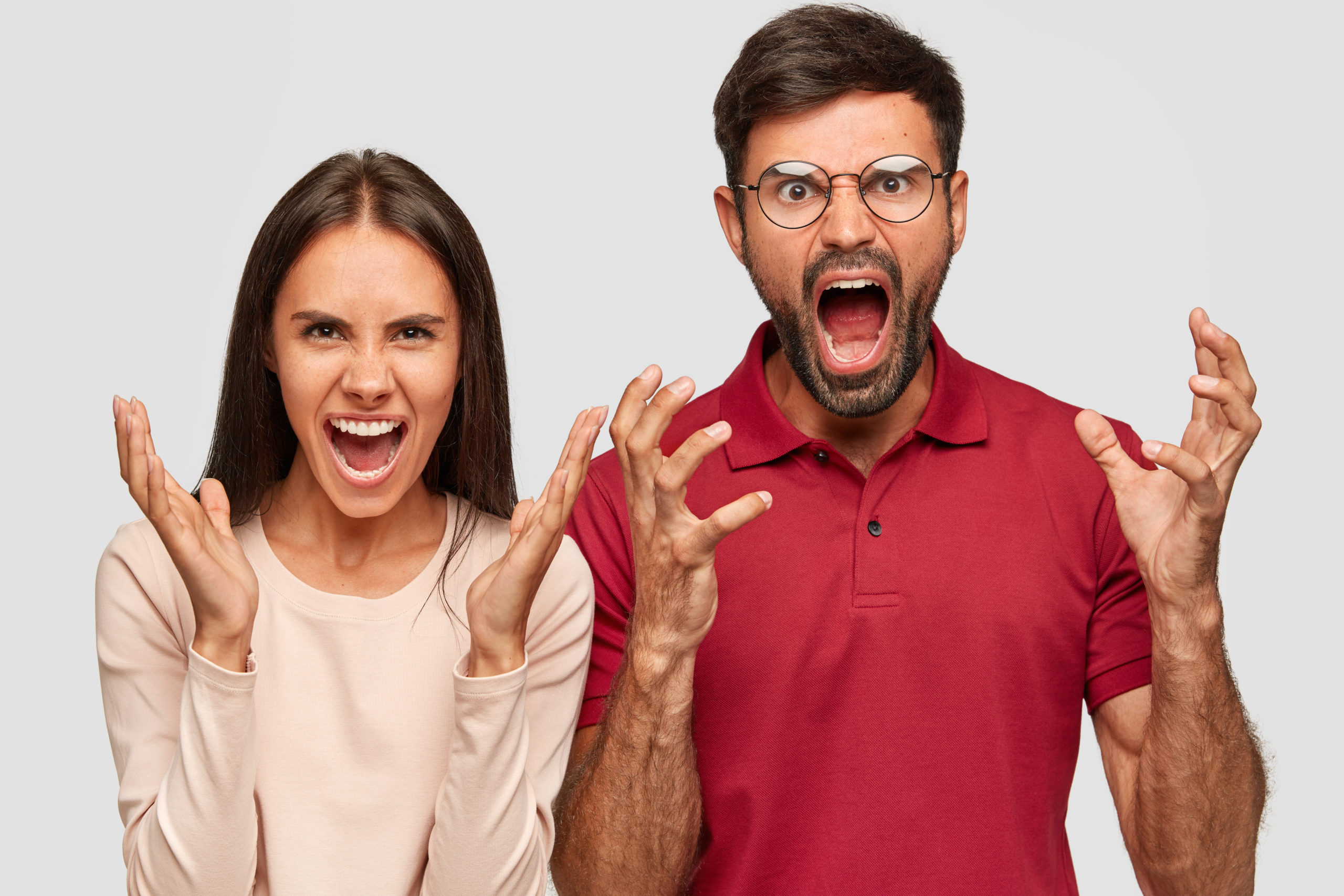 Психолог объяснил причины неконтролируемой агрессии