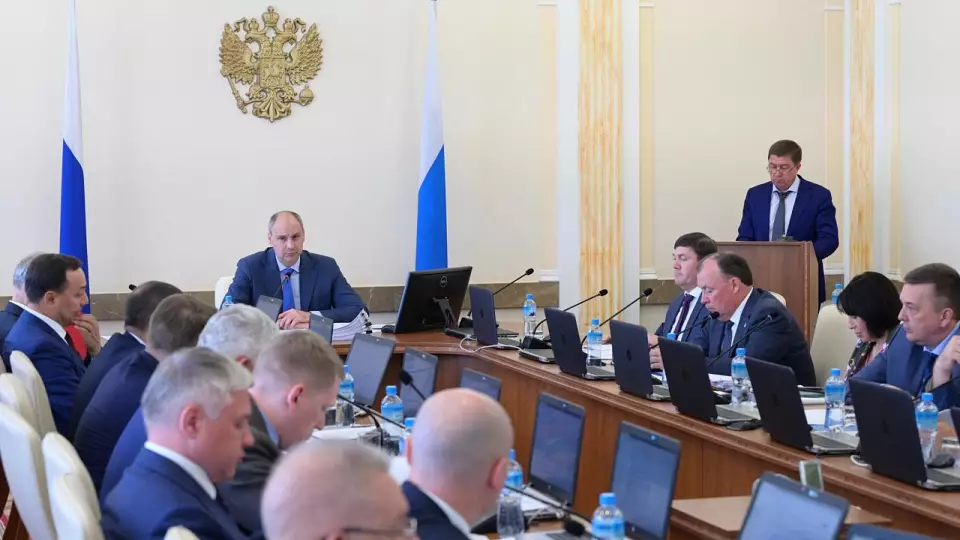 Денис Паслер распорядился создать штаб для подготовки к отопительному сезону