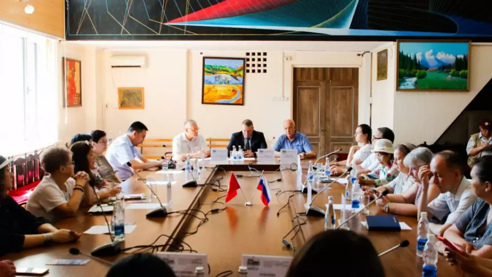 Свердловская область и Киргизия вместе увековечат память воинов