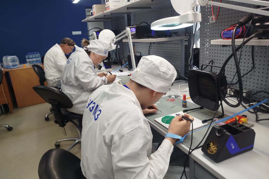 Сотрудница УПКБ «Деталь» – лучший монтажник Свердловской области