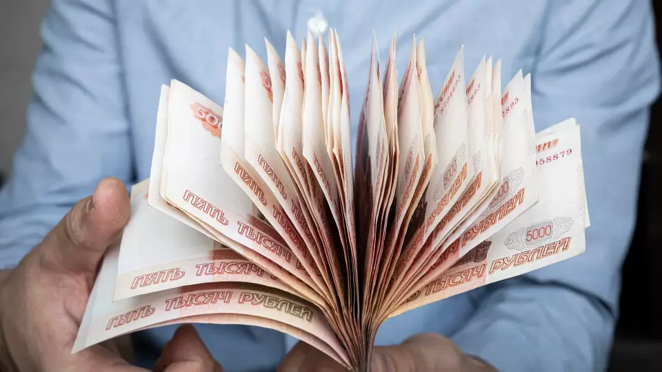 Екатеринбург – в топ-20 городов России по зарплатам