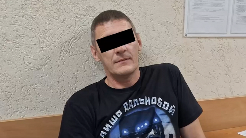 Блогер из Новоуральска оштрафован за оскорбление полицейского