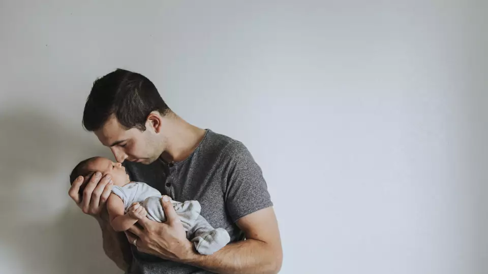 В России отказались от идеи перевода студентов-отцов на бюджет