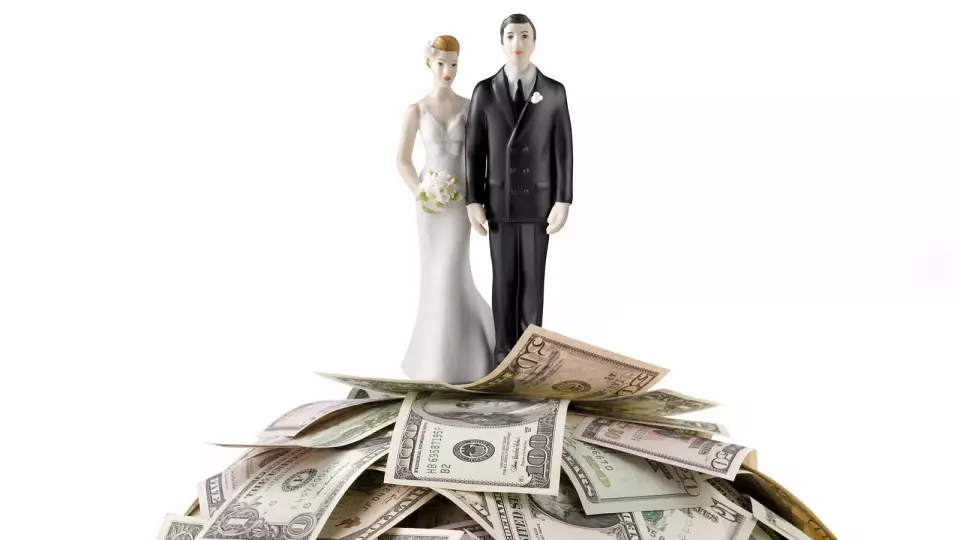 В Богдановиче аннулировали брак по расчету