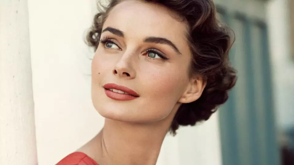 Молодой учёный из УГМУ изучил, как продлить женскую молодость