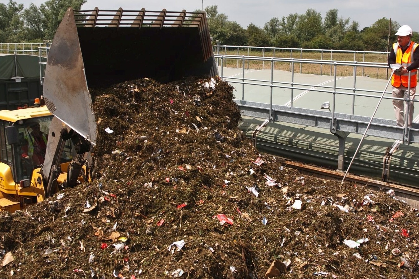 Масштабная переработка отходов началась на 35 предприятиях