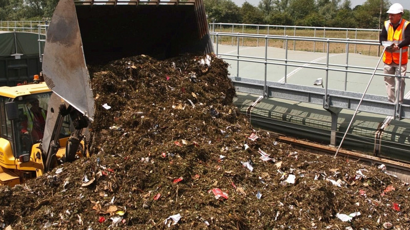 Масштабная переработка отходов началась на 35 предприятиях