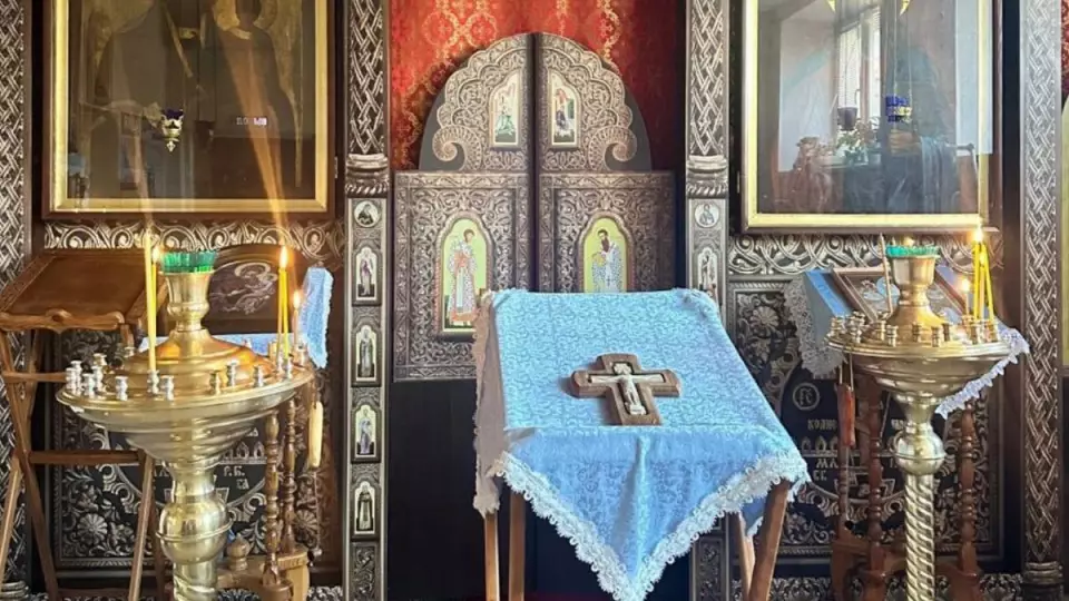 РПЦ: зажигание свечи за упокой живых – большой грех