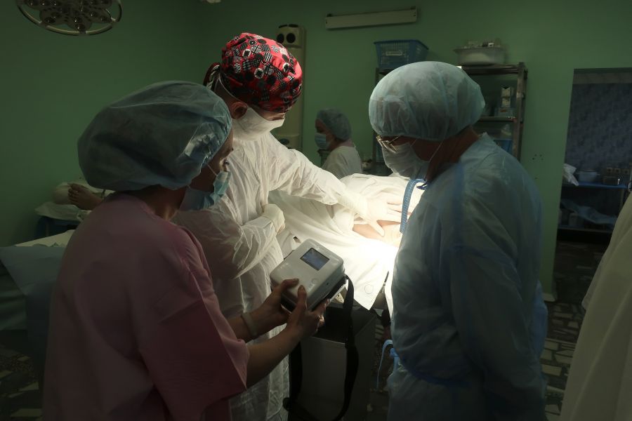 Свердловские врачи начали применять инновационные аппараты для лечения ран