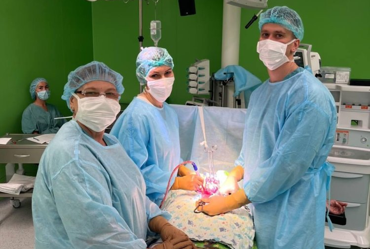 Врачи удалили килограммовую миому, сохранив пациентке детородную функцию