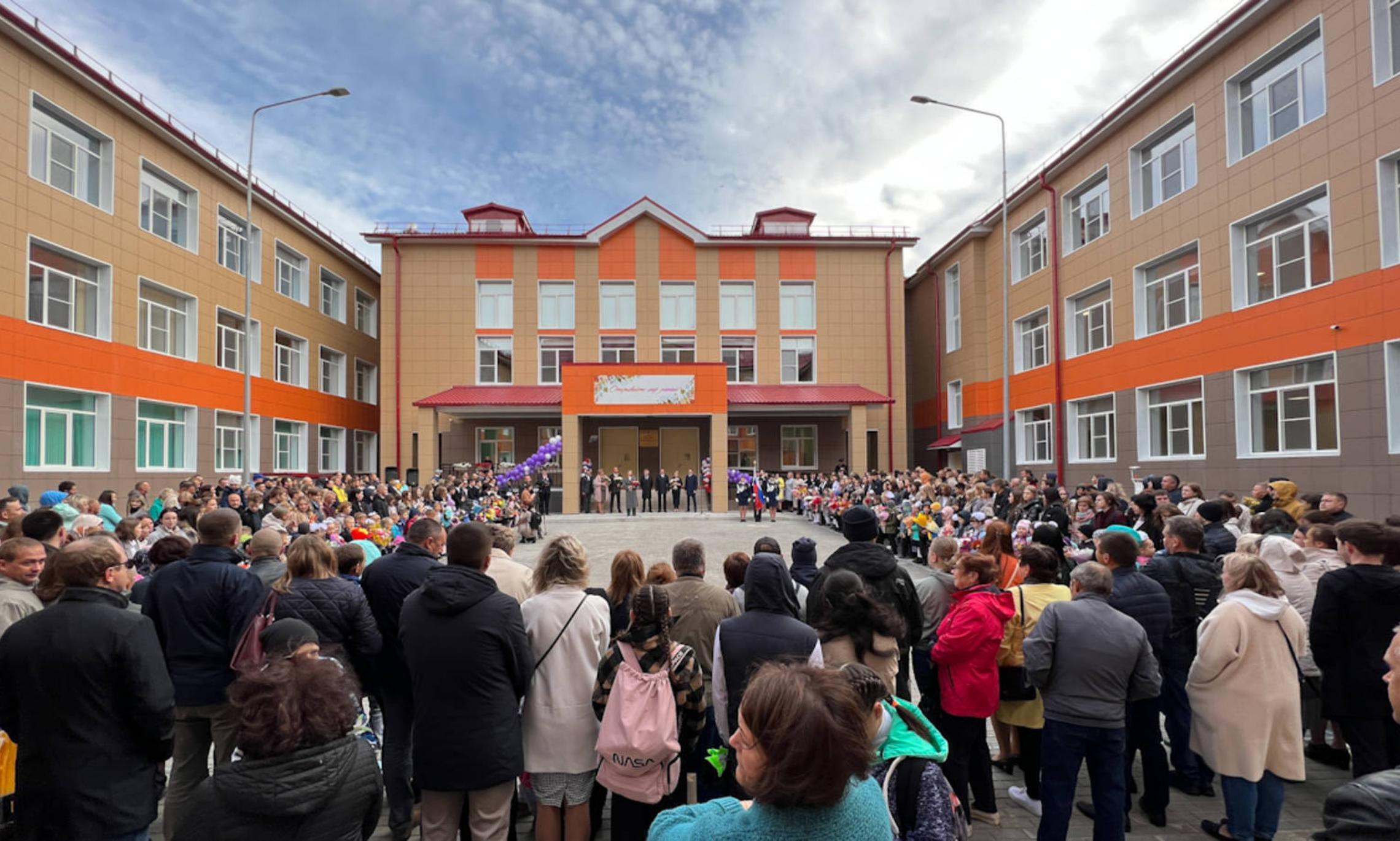 В Госдуме предложили сделать школьное образование платным для иностранцев