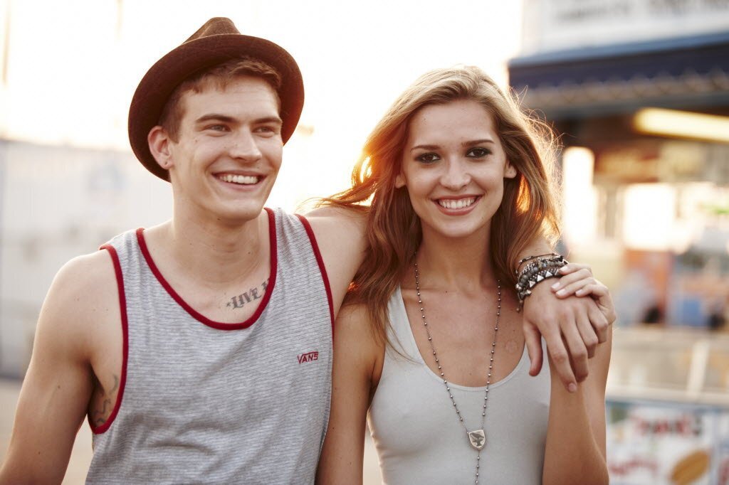 Можно ли дружить с противоположным полом, находясь в отношениях? Мнение психолога