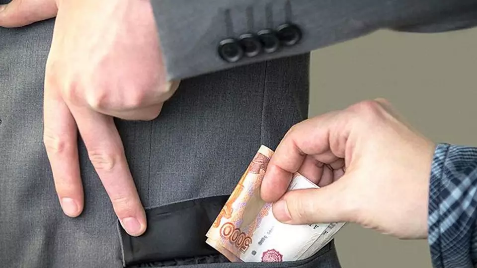 Экс-закупщика завода в Аше обвиняют во взятках на 750 тысяч рублей