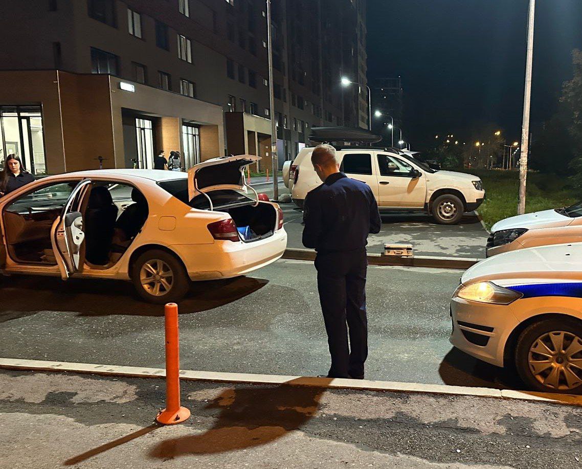 Мужчина напал с ножом на нового парня бывшей жены в Екатеринбурге