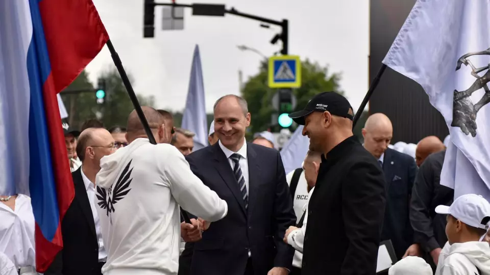 Денис Паслер укрепляет промышленность Свердловской области через диалог с бизнесом