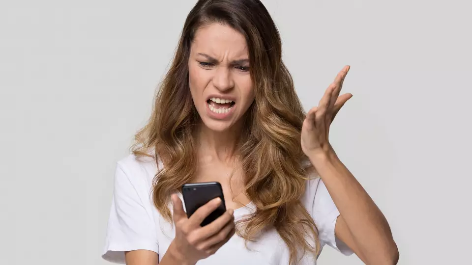 Суд оштрафовал жительницу Нижнего Тагила за оскорбления в мессенджере